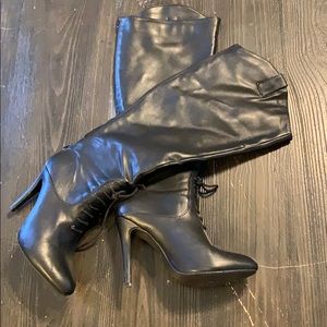 Knee High, Skinny Heel zip up boots